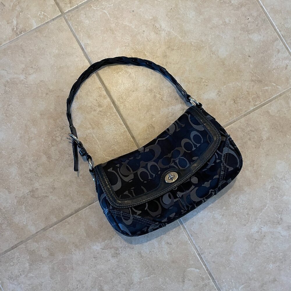 Coach Shoulder Bag in Black/Grey